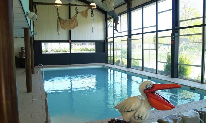 Dordtse Biesbosch Ski Chalet | Well-maintained Chalet Near Biesbosch