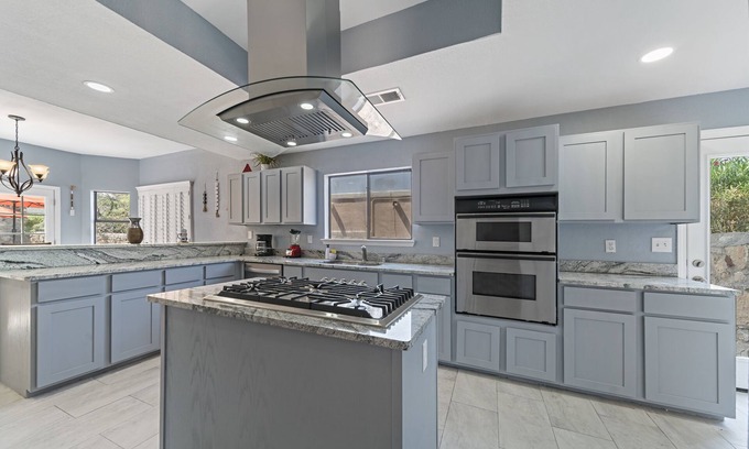 El Paso House | West El Paso Poolside Oasis - Fully Renovated with Heated Pool