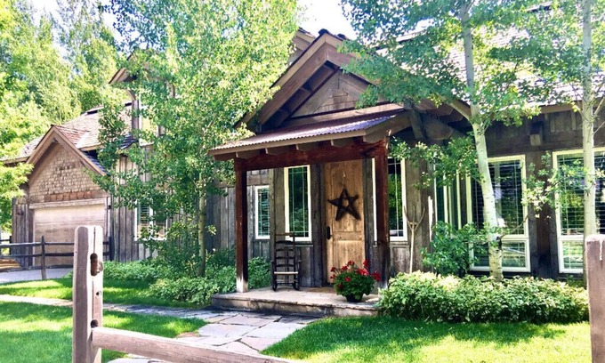 Ketchum House | West Ketchum Dream House
