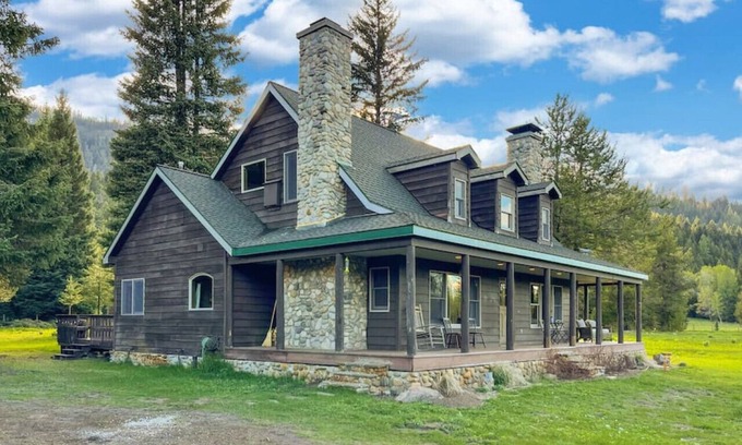 Tamarack Resort Apartment | West Mountain Hideaway