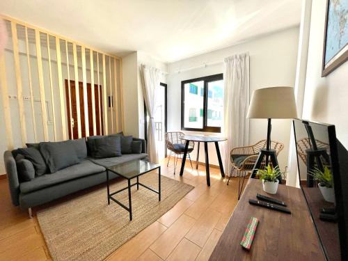La Santa Apartment | Weybeach4 -sea frontline,plaza view,little terrace