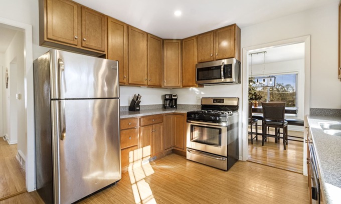 Fox Valley House | Wheaton Rental