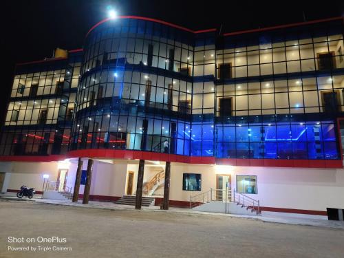 Golaghat Hotel | whirlwind food court and resort