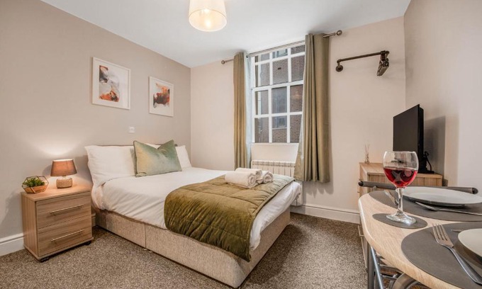 Pontrilas Apartment | WhiskAwayHomes - Jenkins House - Studio 2