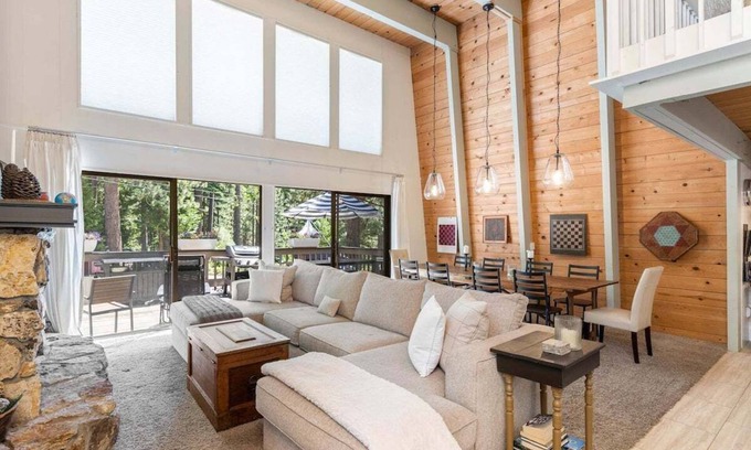 Sunnyside House | Whispering Pines in Tahoe City