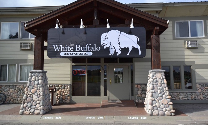 West Yellowstone Hotel | White Buffalo