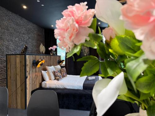 Gosselies Bed & Breakfast | White Castle - Charleroi Airport