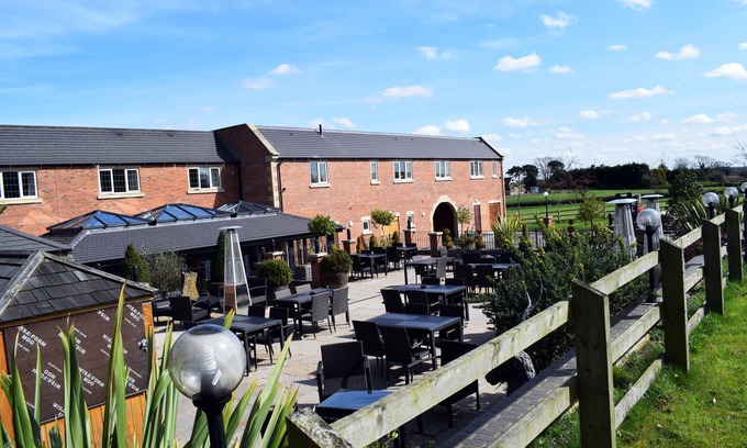 Crich Hotel | White Hart Inn