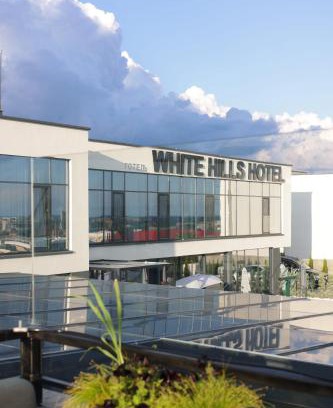 Uzhhorod Hotel | WHITE HILLS HOTEL spa&sport