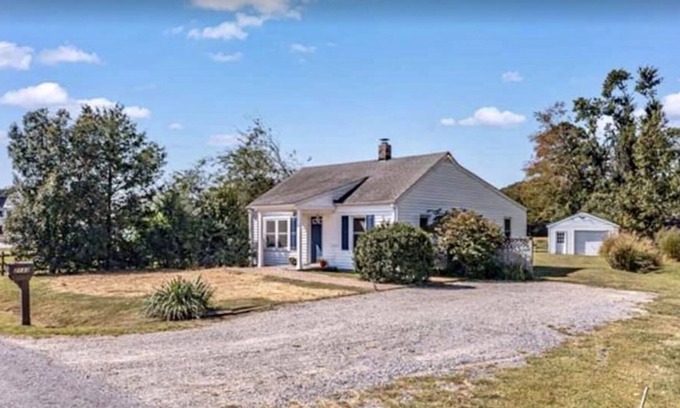 White Stone House | White Stone Gem with high speed internet