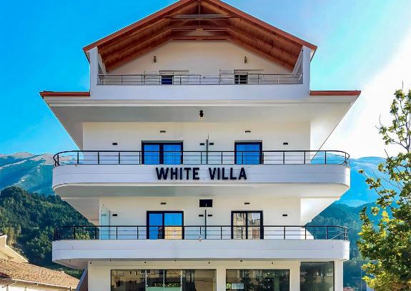 Permet Hotel | White Villa