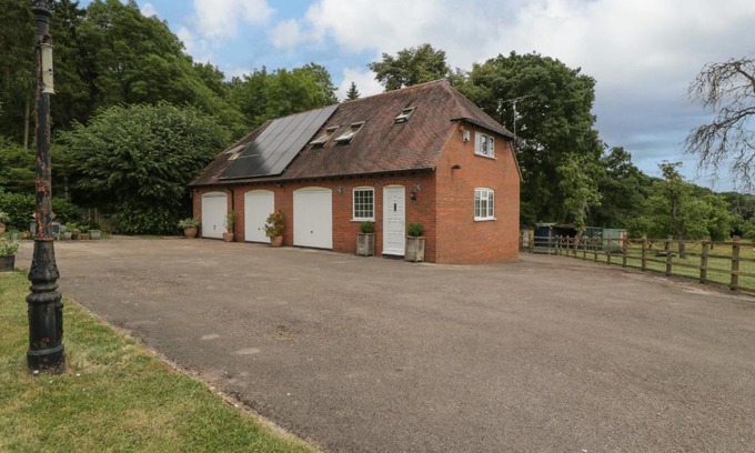 Blaisdon House | Whitlow Lodge Annex
