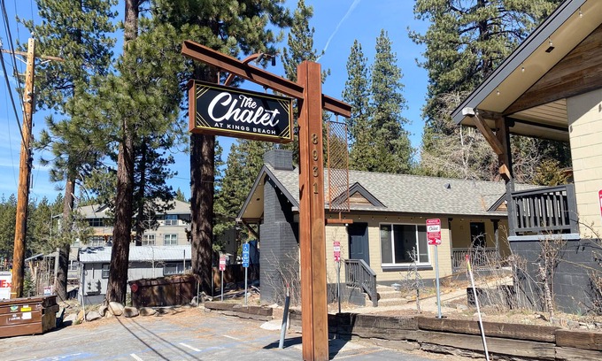 Kings Beach Ski Chalet | Wholesome hotel with lakeview, golf, skiing, WiFi, & Netflix