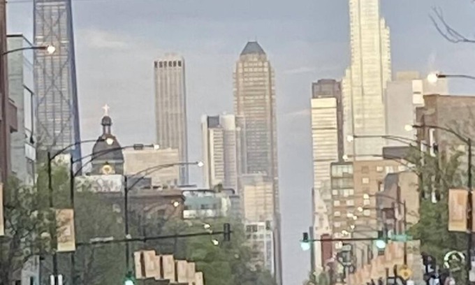 Noble Square Apartment | Wicker Park 2Bdrm 10 min to Downtown Last Minute Special 99.00 Sept 14-18
