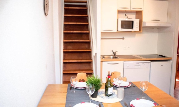 Vignec Apartment | Wifi, 1st floor, balcony, tv, ski locker, 45m², Saint Lary Soulan