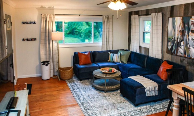 Denniston Apartment | WiFi & Pets - Alice Rocks - Cave Run Lake & RRG KY