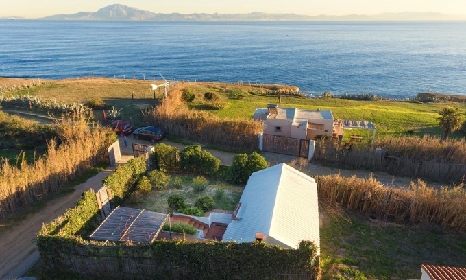 Tarifa Cottage | WIFI Sea Side Romantic Nest