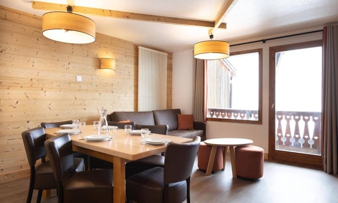 Val-Thorens Apartment | Wifi, ski-in/ski-out & foot of the slopes, fitness, swimming pool, sauna, hammam, balcony