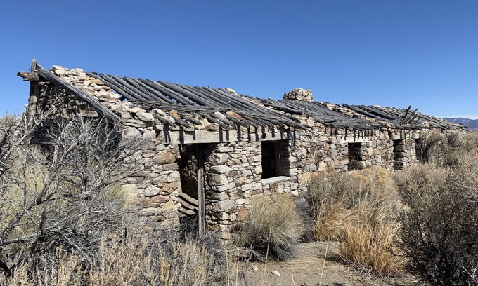 Eureka Apartment | Wild West charm with a modern flair!
