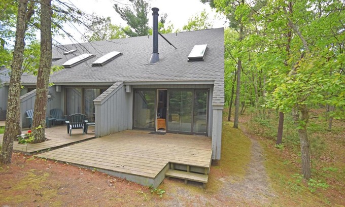 Glen Arbor Apartment | Wilderness 45