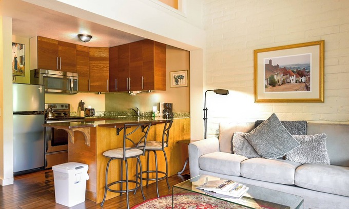 Ketchum Condo | Wildwood Studio 52 - Ideal Home Away From Home for Singles