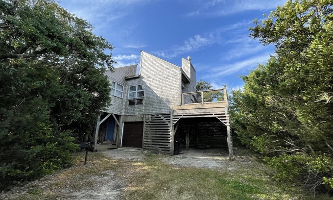 Hatteras Cottage | Will's Hideaway Quiet, Secluded and Pet Friendly!