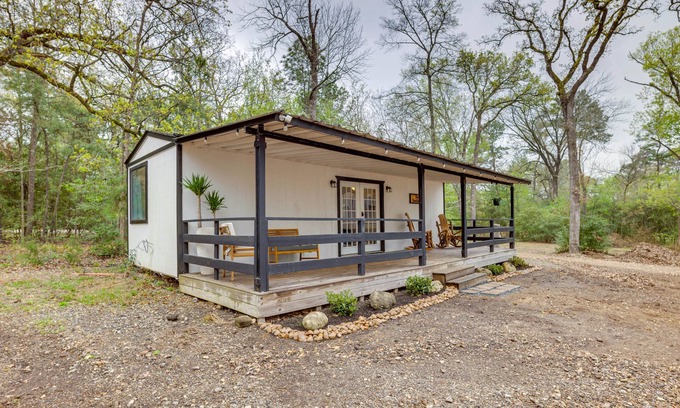 Willis Cabin | Willis Cabin on 6 Acres - Close to the Lake!