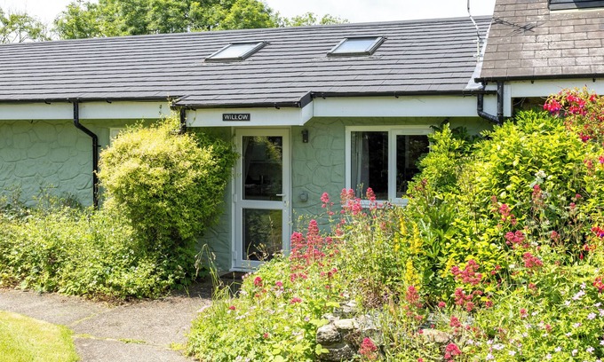 Tan-y-groes Cottage | Willow at Gorslwyd - Sound Retreat