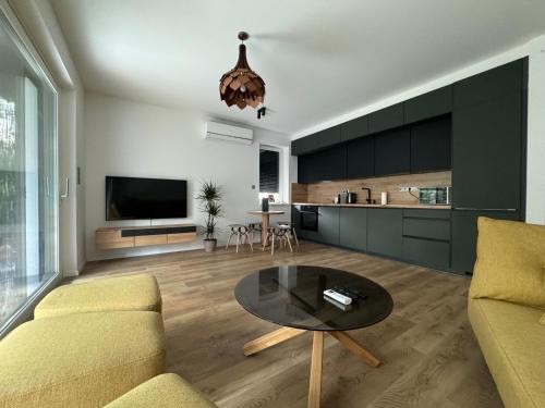 Balatonfuzfo Apartment | Willow Nest