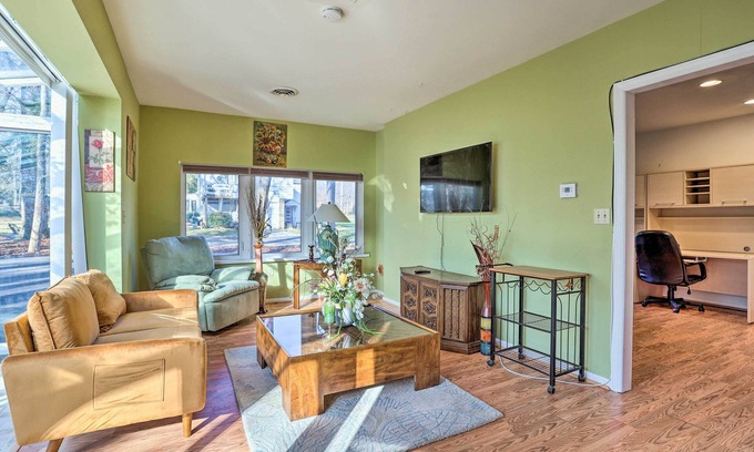 Wilmington Apartment | Wilmington Apartment - Close to Hiking & Dtwn