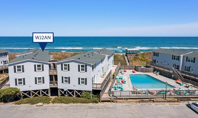 Nags Head Condo | Windjammer: Oceanfront, Shared Pool, Beach Access