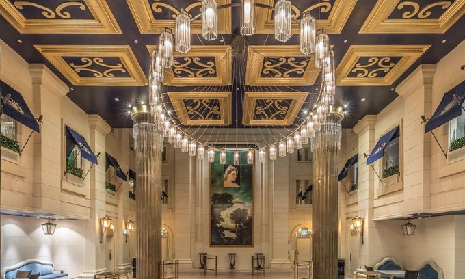 Bloor-Yorkville Hotel | Windsor Arms Hotel