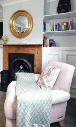 Windsor City Centre Villa | Windsor Cottage: Cosy, Charming, Full of Character