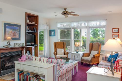 Corolla Apartment | Windswept Ridges 4E
