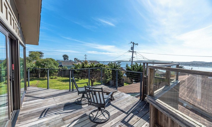 Old Town House | WindyHideaway:Coastal Family Fun in Bodega Bay! NEW & Inspiring Retreat!GmRm
