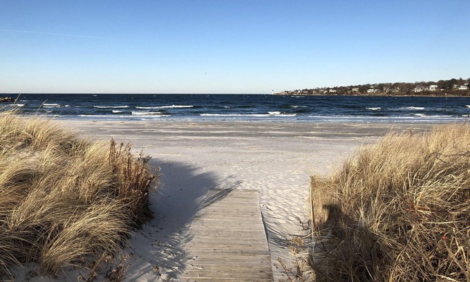 Gloucester House | Wingaersheek Beach Area