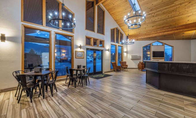 Butte Hotel | Wingate by Wyndham Butte City Center I-15/I-90