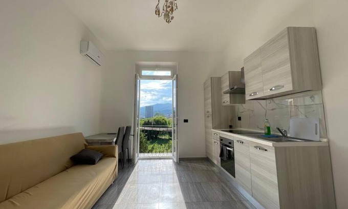 Vado Ligure Apartment | Winter