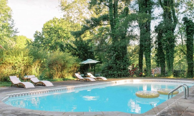 Lynchburg House | Winton Place | OPEN Private Pool +Tennis Court