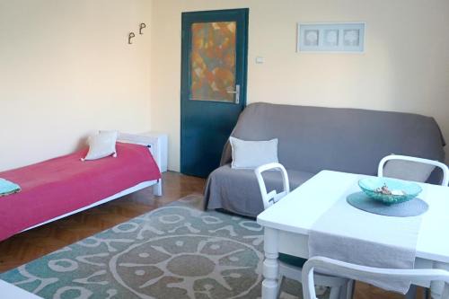 Sarajevska Apartment | Wisteria
