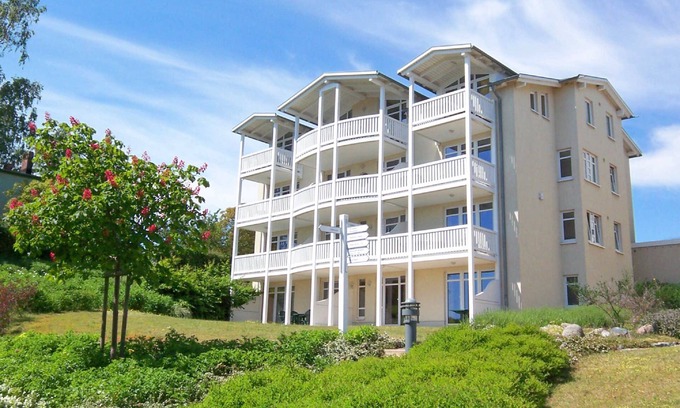 Gohren Apartment | With sea view and balcony, use of swimming pool and sauna - Sea view apartment 29