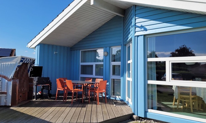 Schoenhagen House | Wohlfühl-ferienhaus für bis zu 6 Personen. Nur 100m vom Ostseestrand Entfernt!