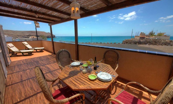 Pajara Apartment | Wohnung direkt am Meer in La Lajita