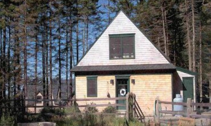 Stonington Cottage | Wolfhound Cottage, Dogs Welcome!