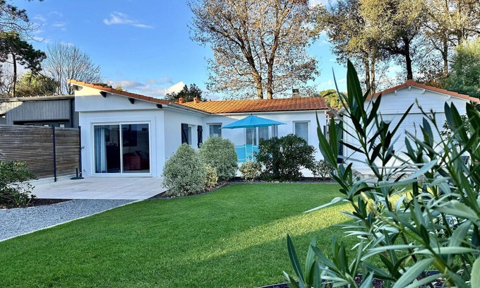 Saint-Brevin-l'Ocean House | Wonderful private villa for 4 guests with WIFI, TV and terrace