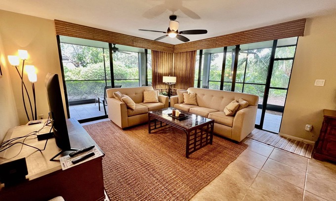 Bonita Bay Condo | Wonderful 1st floor Corner Condo with Private Lanai Close to Amenities.