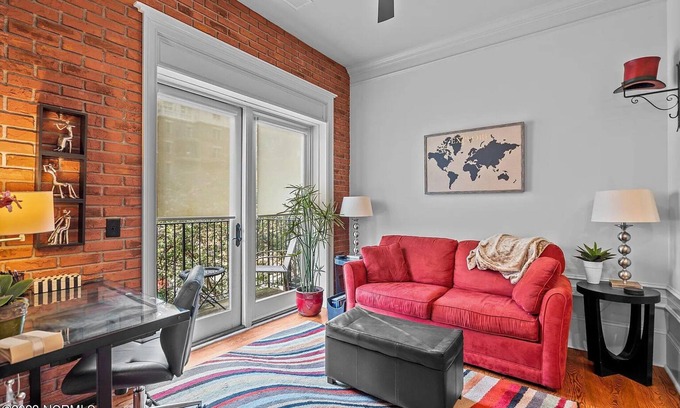 Downtown Wilmington Condo | Wonderful condo in historic downtown Wilmington; Pet Friendly; Walk Everywhere!