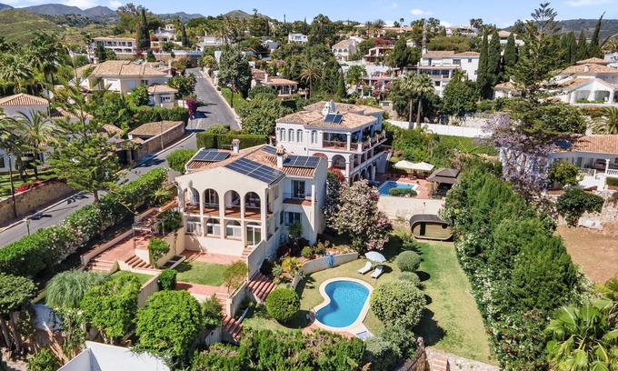 Urbanizacion el Rosario Villa | Wonderful family villa with sea view