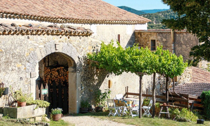 Roche-Saint-Secret Villa | Wonderful private villa for 4 guests with WIFI, TV, pets allowed and panoramic view