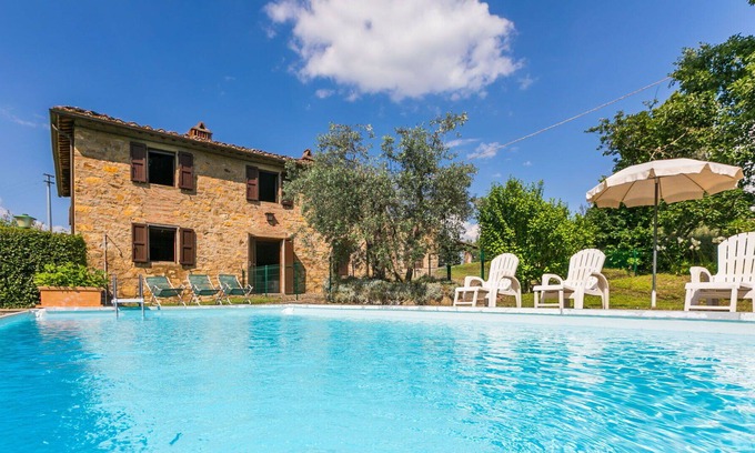Pergine Valdarno House | Wonderful private villa for 9 people with private pool, WIFI, TV, terrace, pets allowed and park...